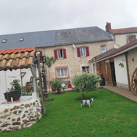 Chambre D Hote Les Frangins Avrillé Exterior foto