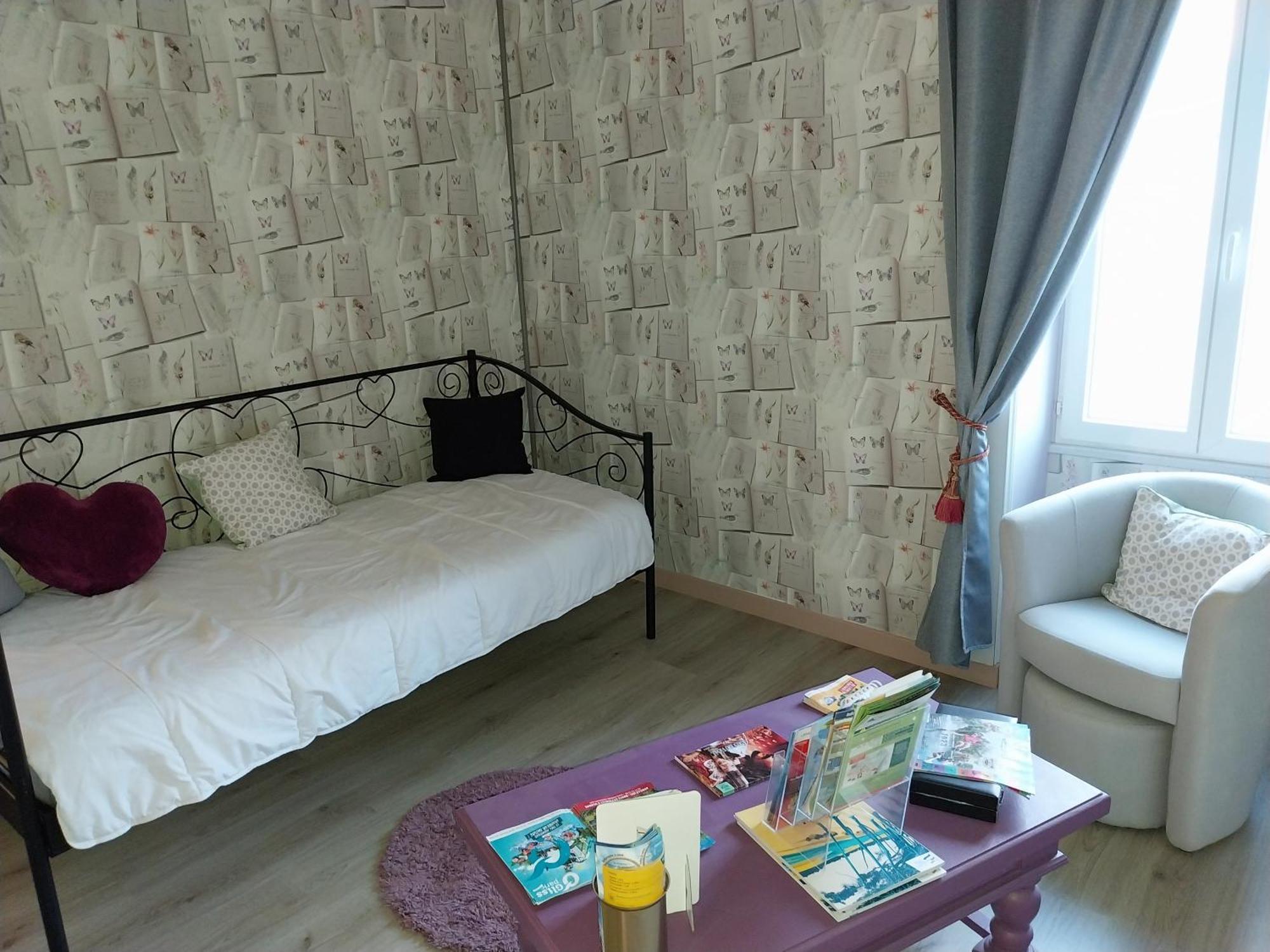Chambre D Hote Les Frangins Avrillé Exterior foto